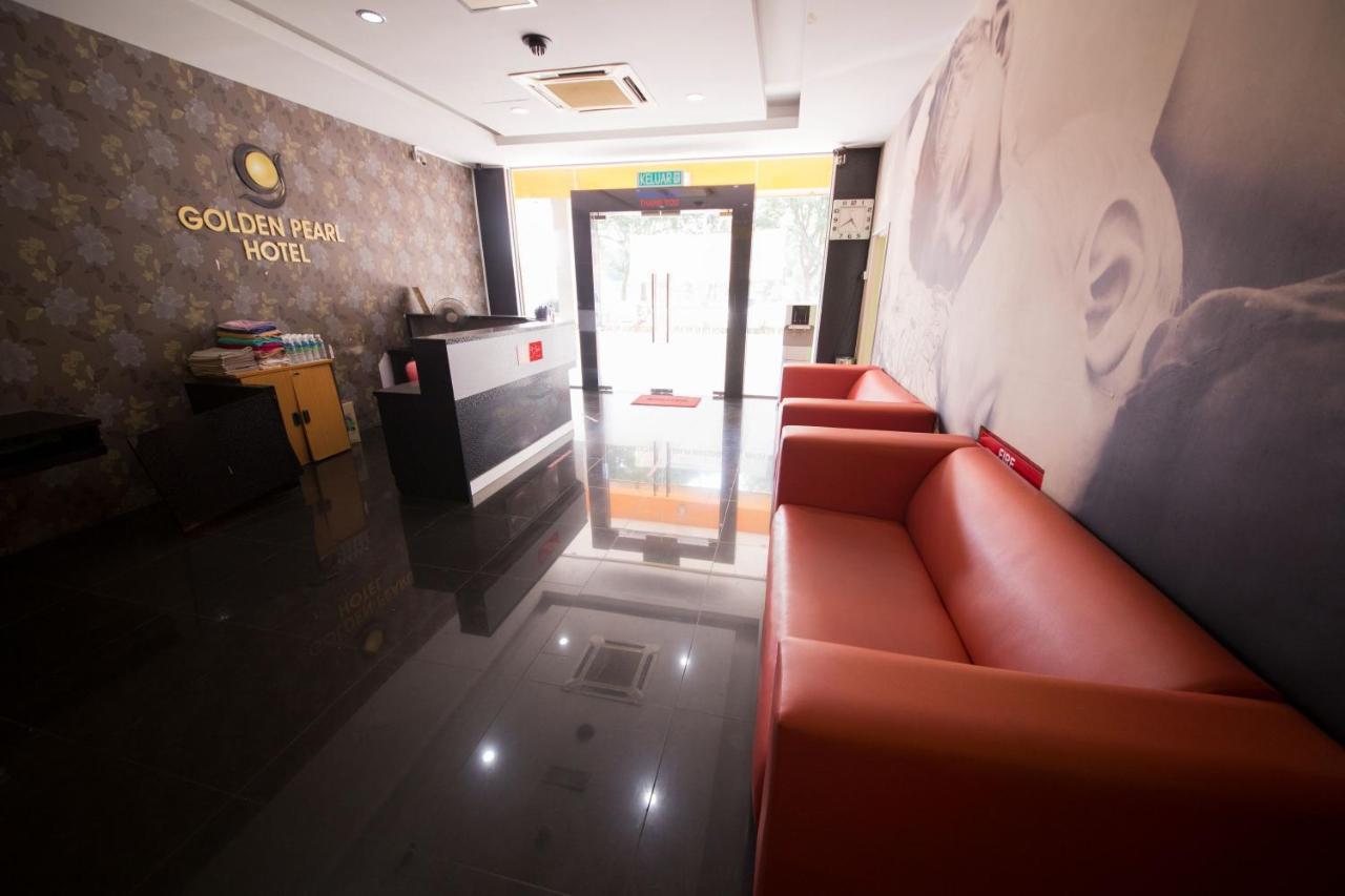 Golden Pearl Hotel Near Universiti Tun Hussein Onn Malaysia Uthm Бату-Пахат Экстерьер фото