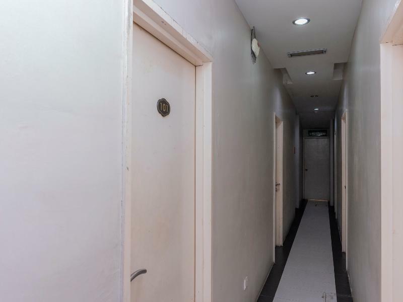 Golden Pearl Hotel Near Universiti Tun Hussein Onn Malaysia Uthm Бату-Пахат Экстерьер фото
